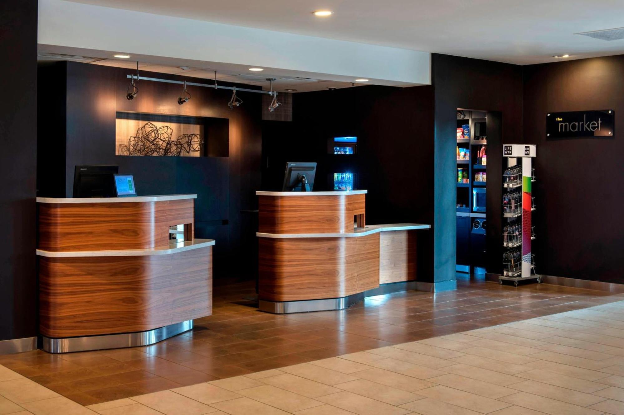 Courtyard By Marriott Poughkeepsie Hotel Exterior photo