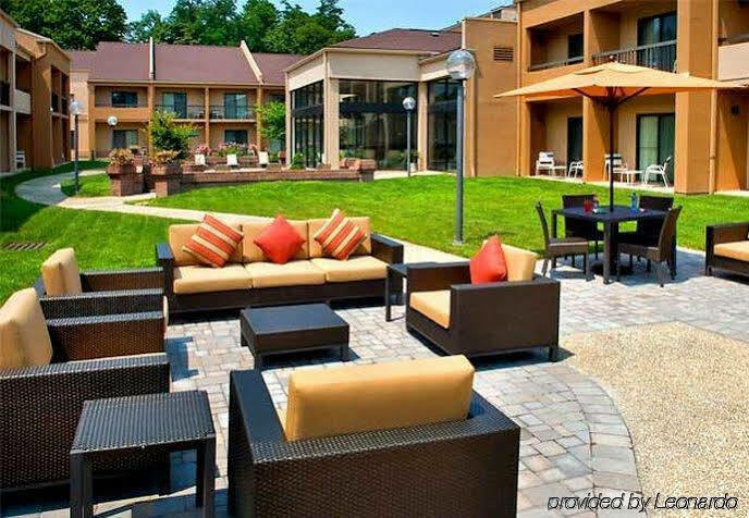 Courtyard By Marriott Poughkeepsie Hotel Exterior photo